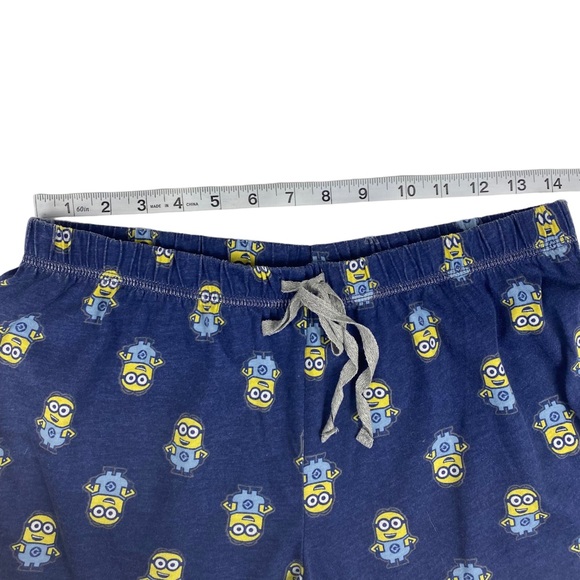 Despicable Me Minion 2 Piece Pajama Set - Size M - Picture 13 of 14